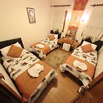 Boomerang Guest house