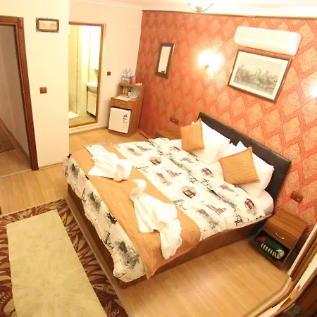 Boomerang Konukevi 2*